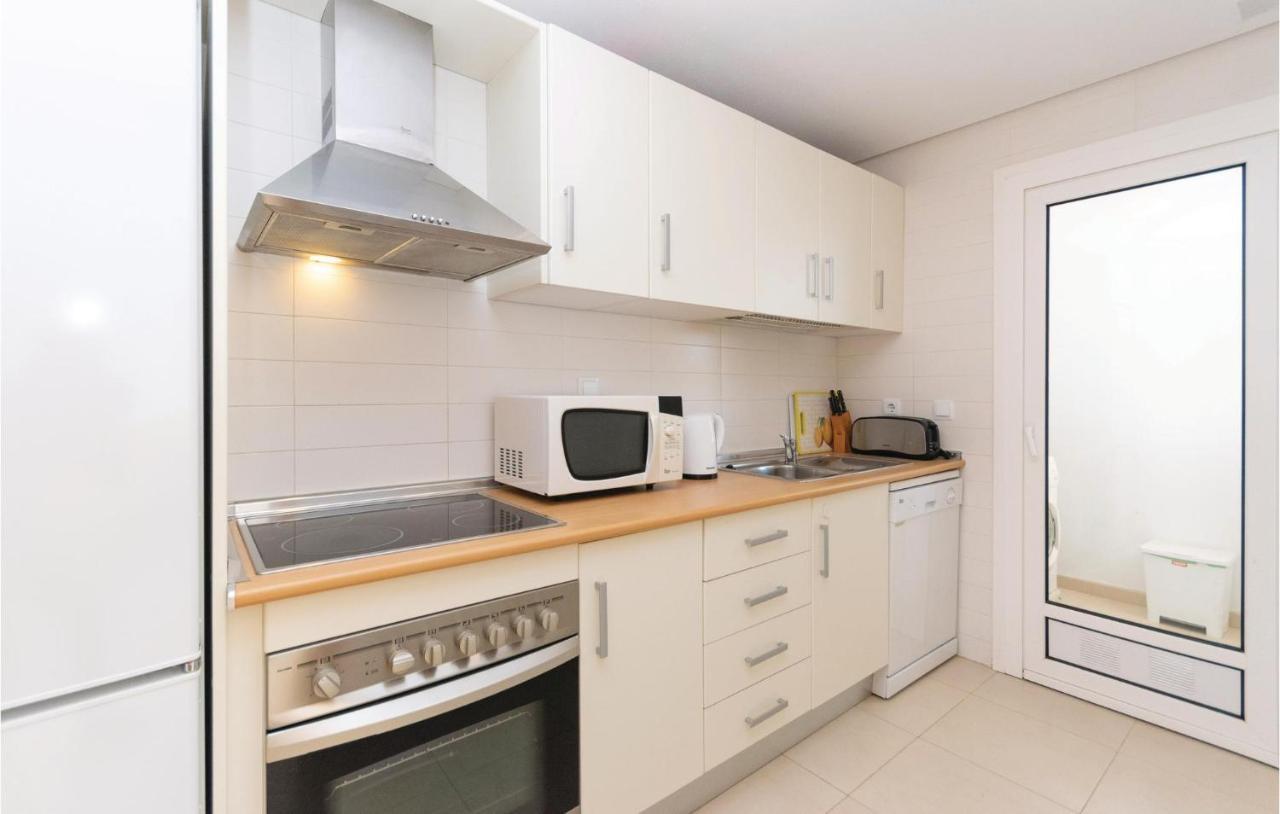2 Bedroom Amazing Apartment In Roldan Los Tomases Екстер'єр фото