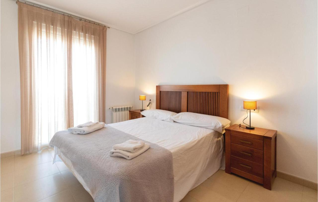 2 Bedroom Amazing Apartment In Roldan Los Tomases Екстер'єр фото